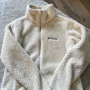 Columbia sweatshirt